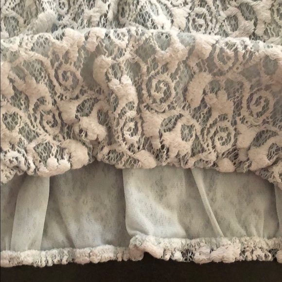 💎3/$25💎Max Studio lace top - Picture 5 of 5
